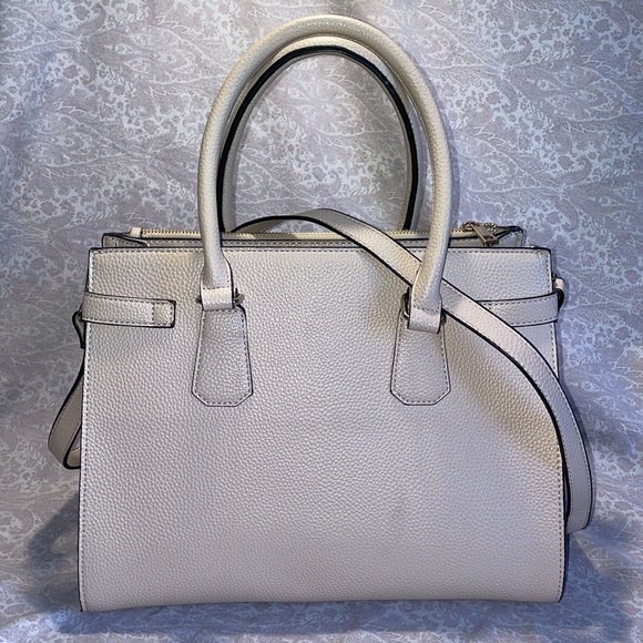 Kelly & Kate Laser Large Adjustable Crossbody Mauve Cream, Pink - Picture 4 of 7